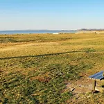 1 Bedroom Pet Friendly In *